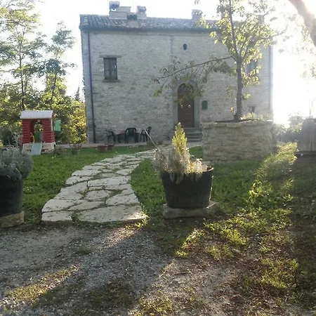 B&B Prato Dei Caprioli 3* Maiolo (Rimini)